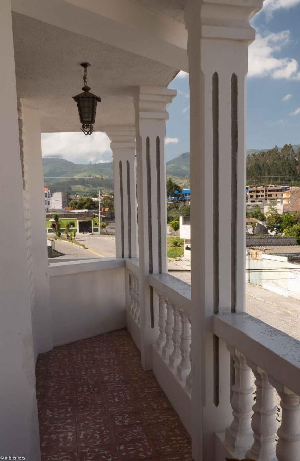 La Posada Del Quinde Otavalo Eksteriør bilde