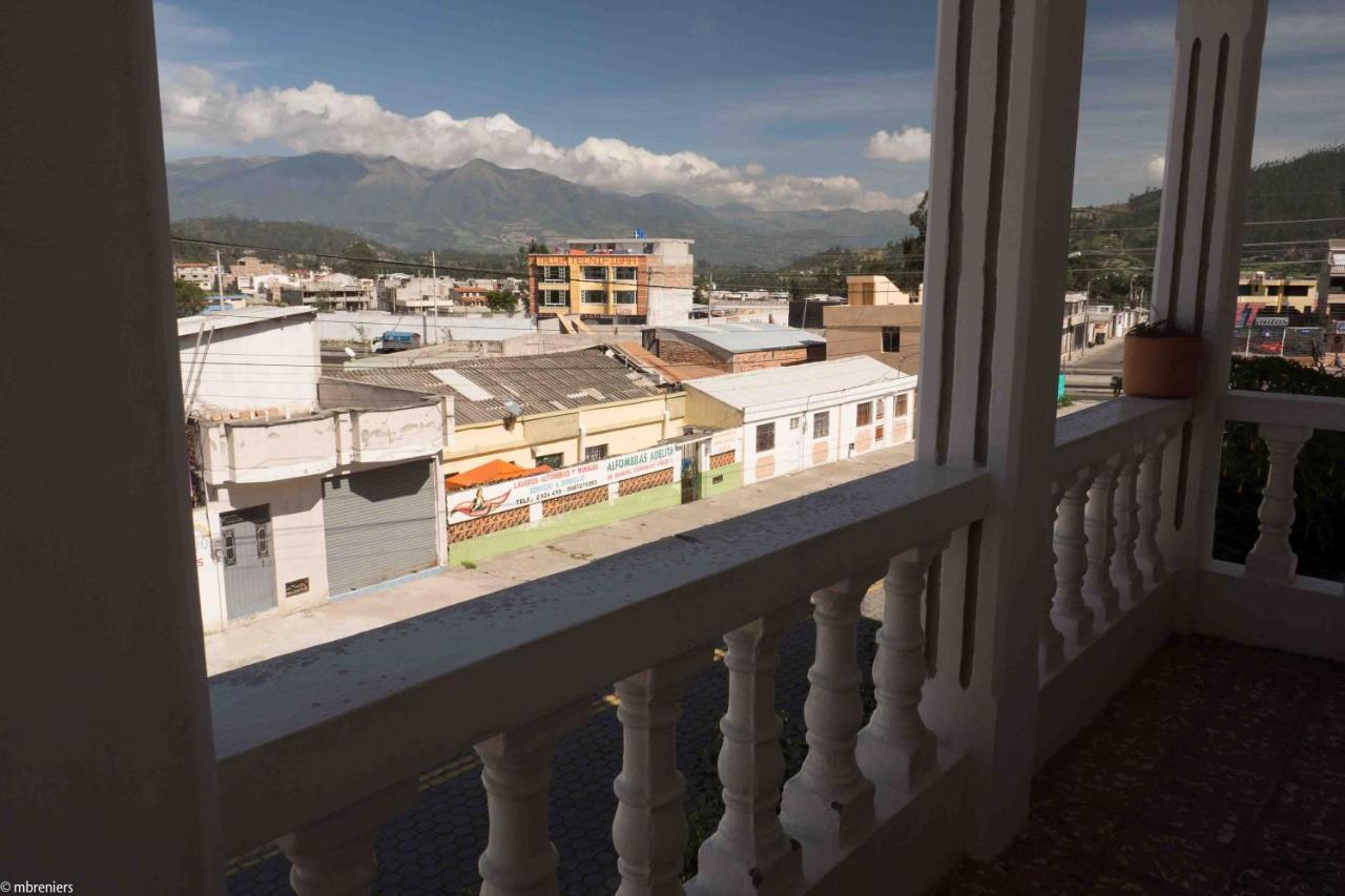 La Posada Del Quinde Otavalo Eksteriør bilde